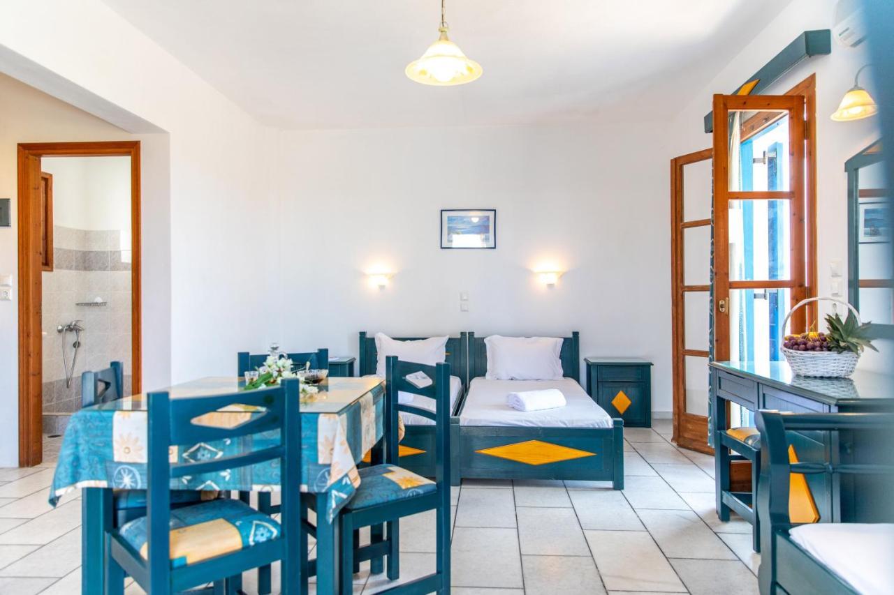 Surfer Paradise Naxos City Bagian luar foto