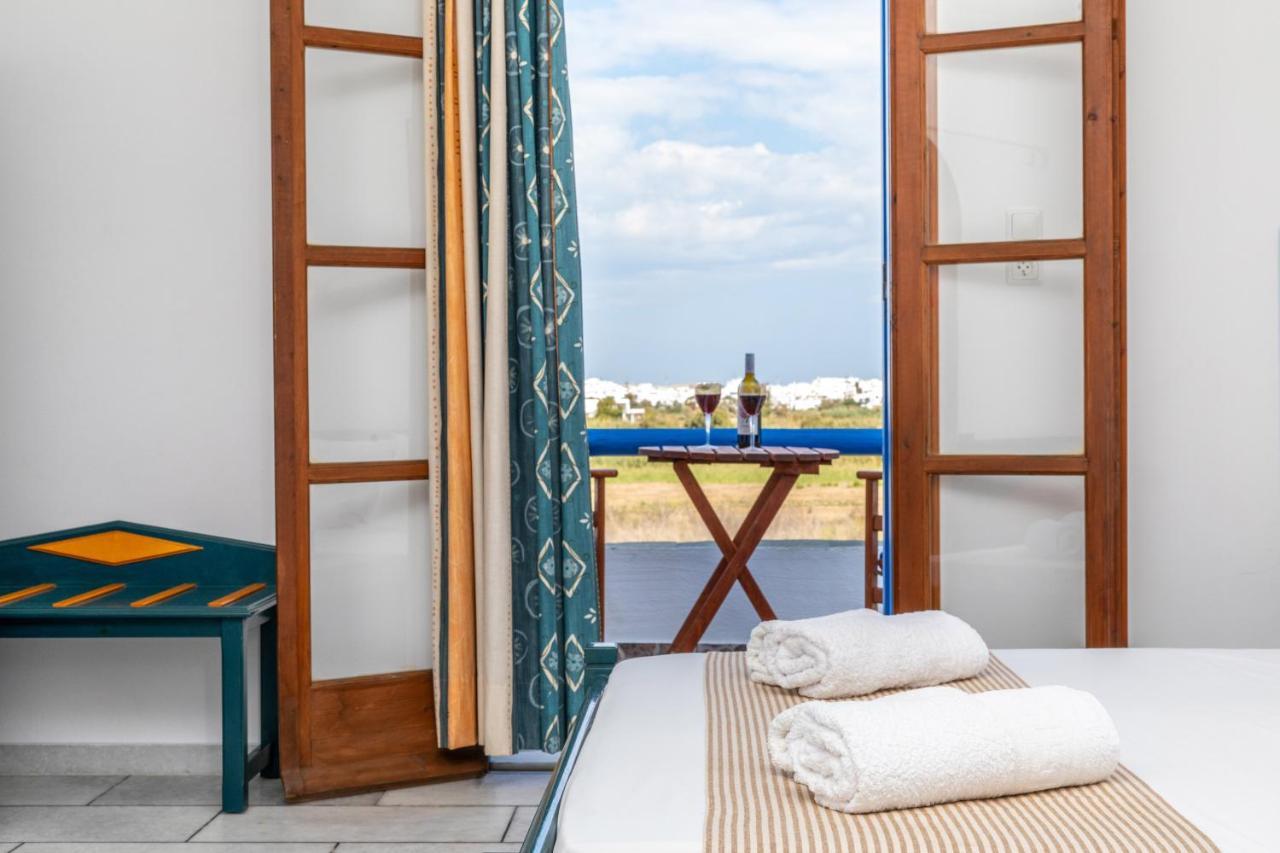 Surfer Paradise Naxos City Bagian luar foto