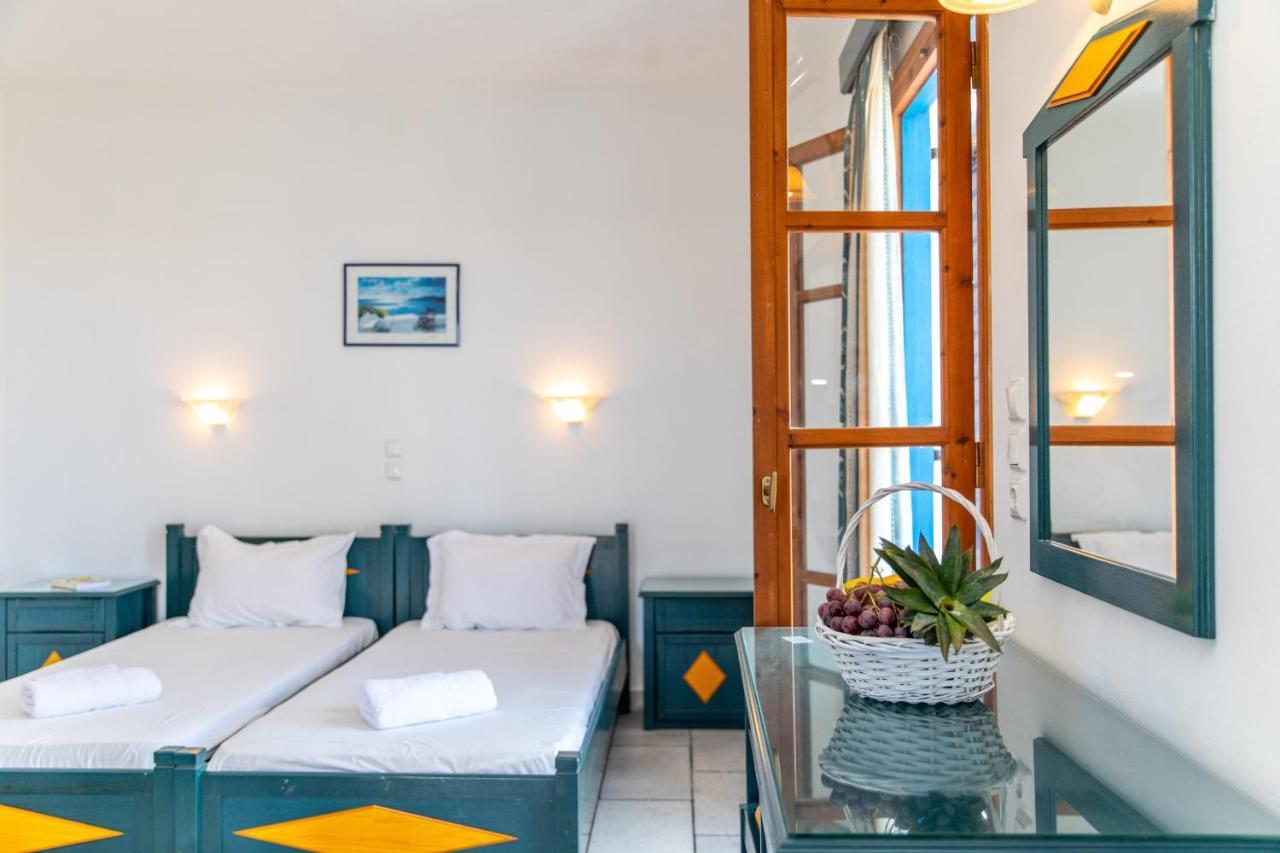 Surfer Paradise Naxos City Bagian luar foto