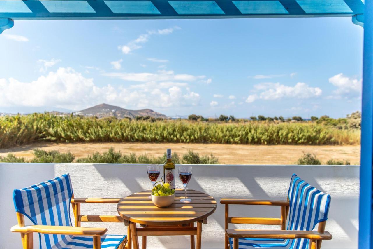Surfer Paradise Naxos City Bagian luar foto