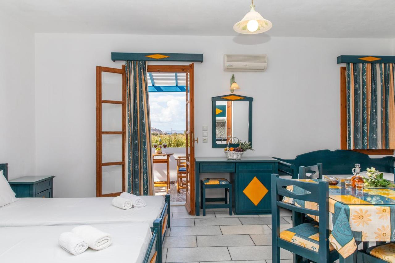 Surfer Paradise Naxos City Bagian luar foto