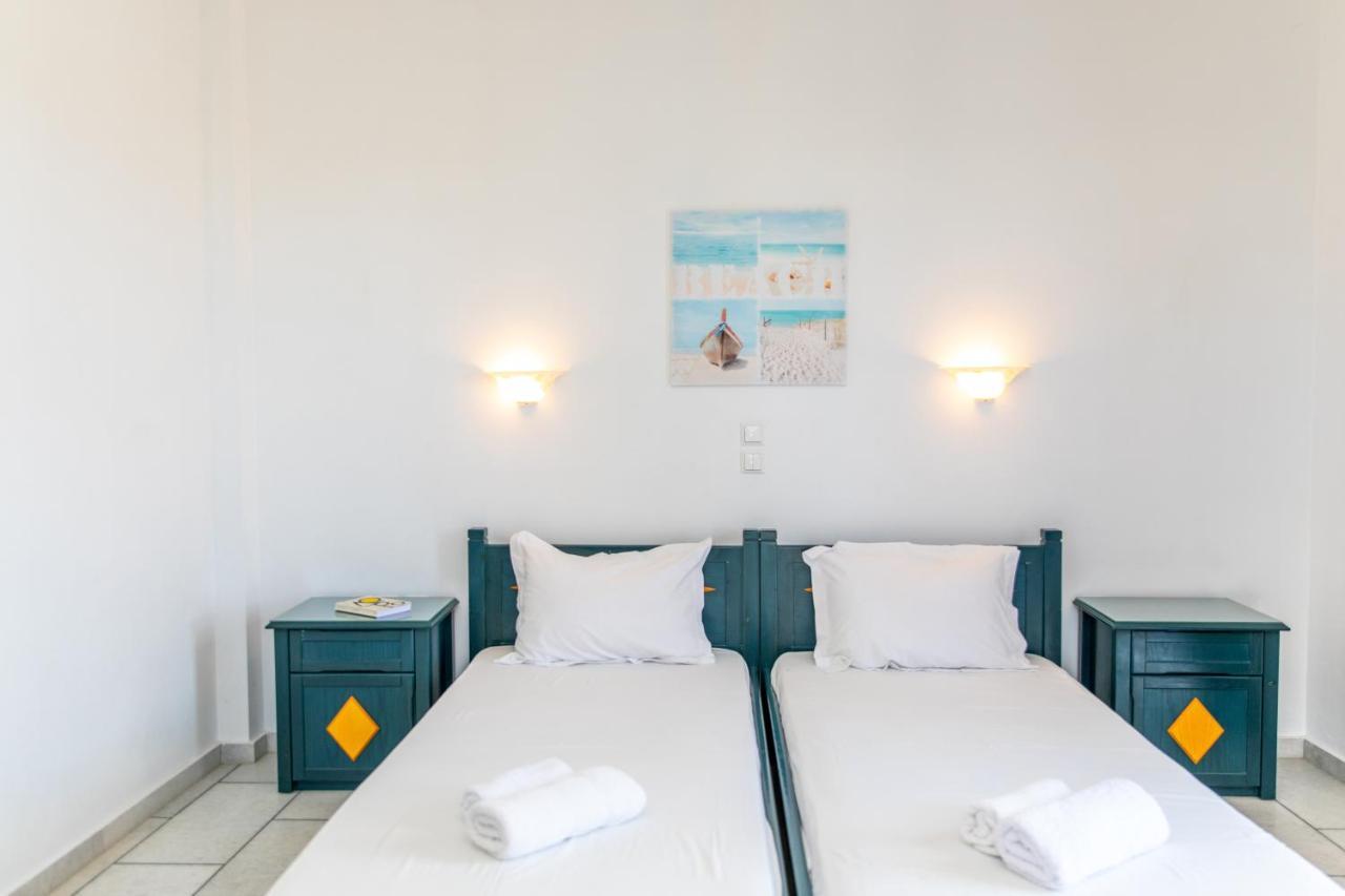 Surfer Paradise Naxos City Bagian luar foto